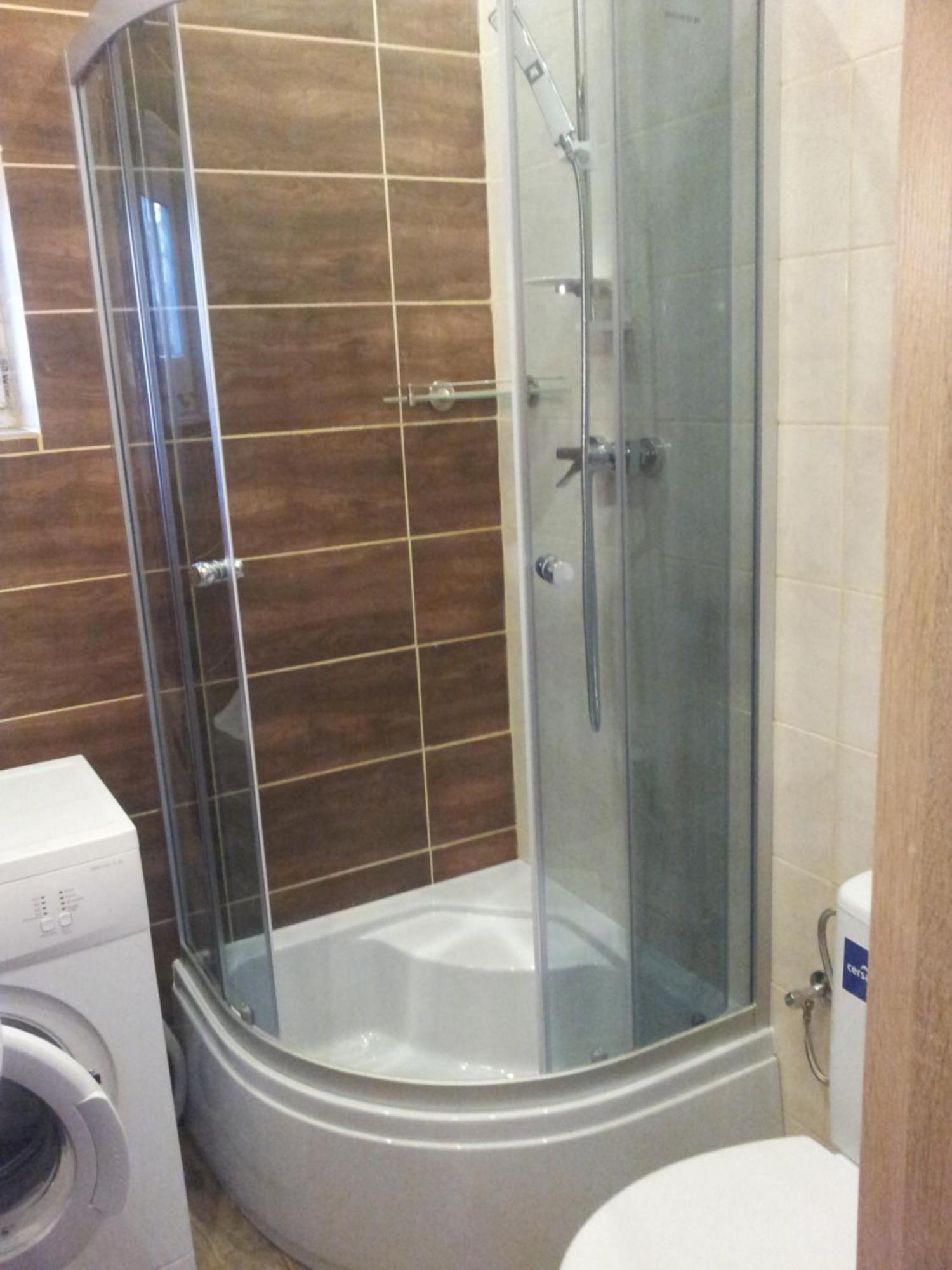 Cozy Apartment With Garden Гданск Екстериор снимка